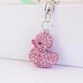 Portachiavi a forma di anatra rosa con strass e moschettone argentato per borsette - Rosa