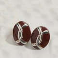 Eleganti orecchini a lobo ovali in smalto rosso intenso con dettagli in argento - Marrone (Argento) (MA1-6)