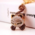 Porte-clés chat endormi en strass gris fumé et blanc avec chaîne en métal doré - Emballage individuel en sac OPP / Gris