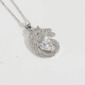 Collier léopard en argent avec pierre précieuse en cœur et incrustation zircon - Léopard en pavé de zircone (argent) MA1-4