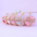 Ensemble de porte-clés rose cœur en cristal avec cinq couleurs et alliage doré - Couleur Aléatoire