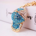 Portachiavi creativo a cappellino da baseball con strass blu e bianchi in lega dorata - Confezione Singola Individuale / Blu