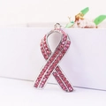 Portachiavi con ciondolo a nastro rosa e strass per la lotta al tumore al seno - Rosa