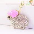 Portachiavi pecora con strass brillanti, corna rosa e chiusura a moschettone dorata - Rosa