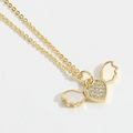 Collana dorata con pendente a cuore alato, zirconi bianchi e intarsi in madreperla - Ali di demone