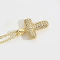 Élégant collier doré lettre T avec pendentif serti de micro-pavé de zircons brillants - Lettre T