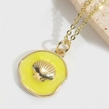 Retro Goldkette mit Muschel-Anhänger aus gelbem Glitzerharz und feiner Goldgliederkette - Gelb (XL3602-3)