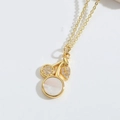 Elegante collar de cereza dorado con nácar blanco y circonitas brillantes para mujer - Cereza