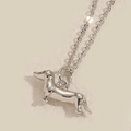 Polierte silberne Dackel-Halskette für Mädchen mit elegantem, minimalistischem Design - Dackel / Silber
