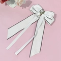 Détail de la pince à cheveux nœud en dentelle blanche avec fleur de camélia et perle - 5# Blanc Long