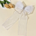 Fermaglio per capelli con fiocco in tulle bianco con catenelle di perle e cristallo - Bianco