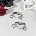 Punk-Stil silberne hohle Sternenkette Haarklammern Set mit Gothic-Ästhetik auf weißem Grund - Stil 4 (Paar)