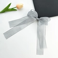 Eleganter grauer Netz-Haarclip mit langen Bändern im minimalistischen französischen Stil - Graue Schleife Haarspange