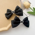Paire de barrettes à nœuds noirs élégantes avec décoration en cristal en forme de cœur - Paire / Noir