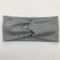 Bandeau élastique gris en coton côtelé pour bébé avec détail de nœud torsadé - Gris Clair (FD88-13)