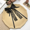 Elegante pinza para el pelo de encaje negro y satén con lazos largos en bandeja retro - Negro