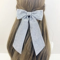Elegante fermaglio per capelli a fiocco grande glitter argento su lunghi capelli mossi stile francese - Grigio chiaro