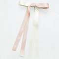 Elegante tweekleurige roze en crème satijnen strik haarclip met lange wapperende linten - Rijstroze