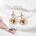 Orecchini a cuore in resina fatti a mano con veri fiori secchi rossi e gialli - Fiore Giallo Foglia Rossa