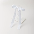 Elegante pinza para el pelo con lazo de encaje blanco y cintas largas con flores - Blanco