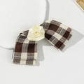 Barrette à cheveux vintage avec nœud à carreaux, rose en satin crème et motif écossais marron - Kaki