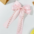 Barrette nœud en satin rose avec dentelle florale brodée pour un style champêtre doux - Rose