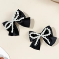 Detalle de pinzas para el pelo de satén negro con lazos de perlas blancas elegantes - Negro