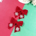 Barrettes à cheveux de Noël en velours rouge avec motifs flocons de neige argentés - Rouge
