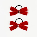 Dettaglio di fiocchi in velluto rosso con rubino centrale ed elastici neri set - Rosso