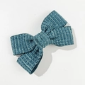 Detail der blauen Tweed-Haarspange mit eleganter Webstruktur und Lagenoptik - Navyblau Weboptik (3#)