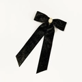 Detalle de horquilla de lazo en terciopelo negro brillante con perla y diamantes - Negro