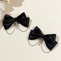 Gothic-Stil Haarschleifen aus schwarzem Satin mit silbernen Kreuzketten und Anhängern - Schwarz