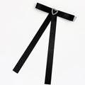 Nœud papillon élégant en satin noir pour femme avec un pendentif en cristal en forme de cœur - Noir