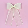 Cremeweiße Organza Haarschleife mit langen Quasten auf einem rosa Hintergrund - Off-White Großer Streamer-Stil (3#)