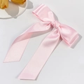 Elegante pinza para el cabello de satén rosa claro con lazo y cintas largas para accesorios - Rosa
