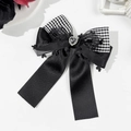 Detalle de pinza de lazo gótico con gema de corazón y cinta de cuadros con encaje - Estilo Cuadros Encaje Gema de Corazón (4#)