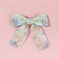 Détail de la pince à cheveux nœud en mousseline fleurie avec bordure bleue et motifs - Style Floral Bleu (2#)