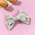 Elegante fermaglio per capelli beige con ricami floreali dorati su fondo rosa - Beige
