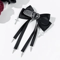 Gothic Haarspange mit schwarzer Schleife, Herzschnalle, Metallkreuzen und spitzen Quasten - Lederriemen Spiky Tassel Stil (3#)
