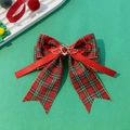 Detalle de pinza navideña de lazo a cuadros rojos con gema de corazón y perlas - Lazo de Navidad a Cuadros Rojos y Verdes con Cinta Larga (2#)