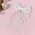 Detalle del pasador de pelo con lazo de encaje blanco, bordado floral y elegantes borlas - Lazo de Cinta Larga Grande (4#) / Estilo de Borla Bordada (4#)