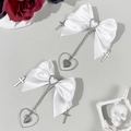 Weiße Satin-Schleifen-Haarspangen mit Herzanhängern und Kreuzen im Gothic-Lolita-Stil - Weiß