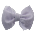 Dettaglio del fiocco in tessuto viola chiaro con trama a nido d'ape per fasce capelli - Accessorio per capelli con fiocco / Bianco
