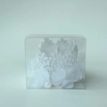 Diadema de corona de encaje blanco con flor de gasa para bebé en caja de regalo - Blanco