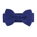 Détail de la texture en ruban gros-grain bleu et du nœud double épaisseur pour filles - Bleu Marine