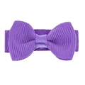Détail du nœud en ruban gros-grain violet présentant une texture nervurée de haute qualité - Violet foncé