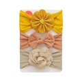 Pack de 3 diademas para bebé con lazos de nailon suave y flores de gasa en tonos tierra - Jengibre/Terracota/Verde Sabio (DP326-2)