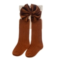 Detalle del conjunto de diadema con lazo de terciopelo y calcetines de algodón - Pequeño (0-12m) / café