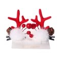 Weihnachts-Rentier-Haarfgeweih-Haarspangen mit Beeren, Zapfen und weißen Kunstfell-Pompons - Rot Weiß Haarball Beere Geweih Stil (PP171-8)