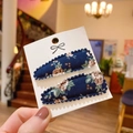 Lot de 2 barrettes à cheveux en tissu fleuri bleu marine pour bébés et filles - Style Floral Vintage Marine (PP174-1)